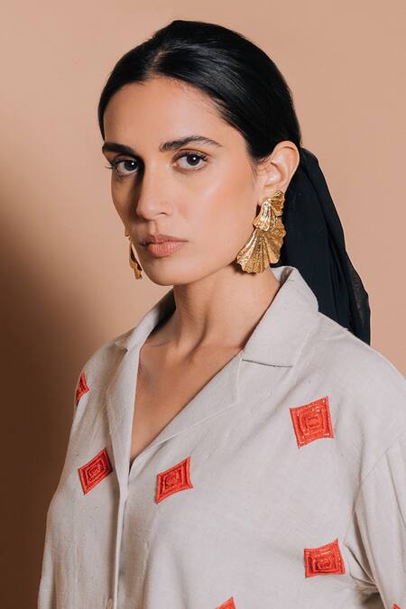 Buy_Ojasmé By Sanjana Thapa_Grey Handloom Cotton Diamonds Collared Hand Embroidered Shirt _Online_at_Aza_Fashions