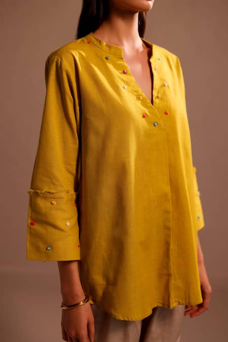 Roza_Yellow Linen Embroidered Thread Work Band Notched Cora Short Tunic  _Online_at_Aza_Fashions