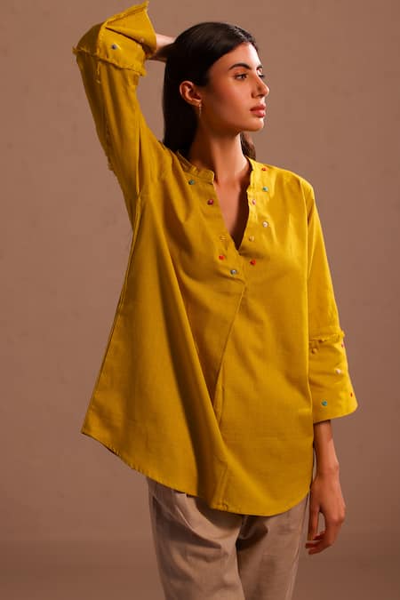 Roza_Yellow Linen Embroidered Thread Work Band Notched Cora Short Tunic  _at_Aza_Fashions