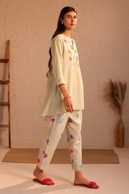 Roza_Green Linen Water Color Pancies Floral Limoncello Flower Tunic  _Online_at_Aza_Fashions