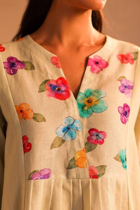 Buy_Roza_Green Linen Water Color Pancies Floral Limoncello Flower Tunic  _Online_at_Aza_Fashions