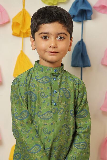 Tiny Colour Green Chanderi, Cotton, Silk Embroidery Paisley Print Kurta And Pant Set at Aza Fashions Tiny Colour_Green Chanderi, Cotton, Silk Embroidery Paisley Print Kurta And Pant Set _at_Aza_Fashions