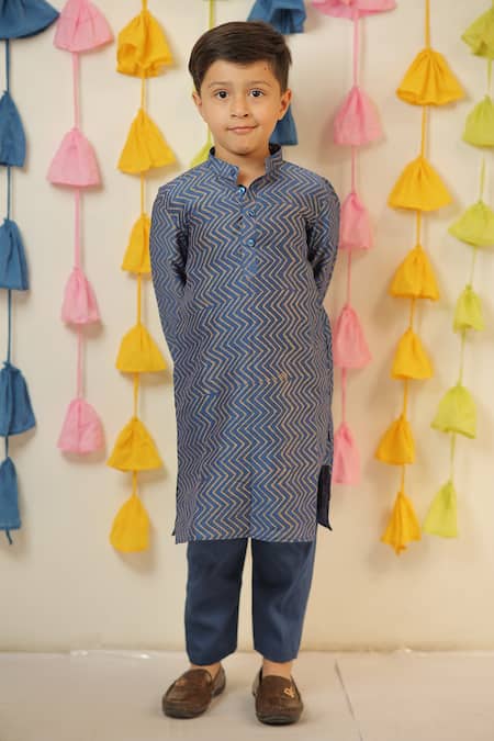 Tiny Colour_Blue Chanderi, Cotton, Silk Geometric Block Print Kurta And Pant Set _Online_at_Aza_Fashions