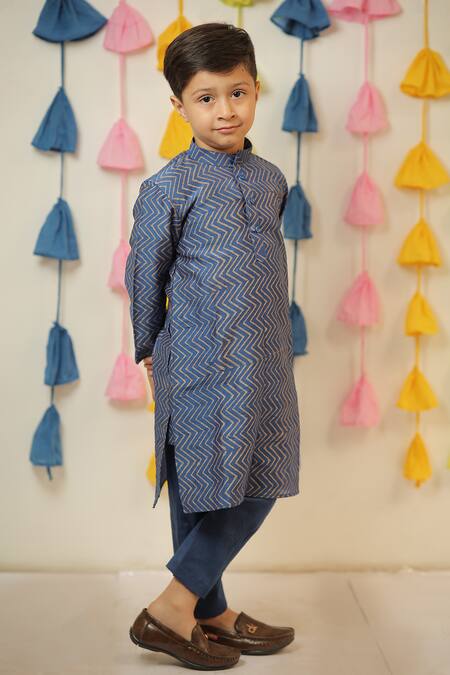 Buy_Tiny Colour_Blue Chanderi, Cotton, Silk Geometric Block Print Kurta And Pant Set _Online_at_Aza_Fashions
