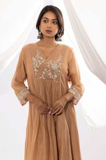 Buy_Pants And Pajamas_Beige Chanderi, Cotton, Silk Embroidery V-neck Chikankari Hand Kurta And Pant Set _Online_at_Aza_Fashions