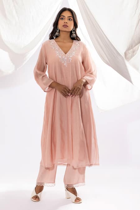 Pants And Pajamas Pink Chanderi, Cotton, Silk Embroidery V-neck Floral Kurta And Pant Set