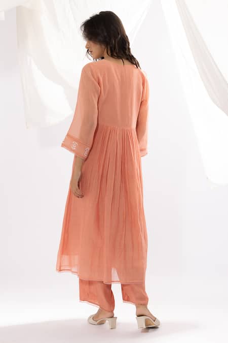 Shop Pants And Pajamas Peach Chanderi, Cotton Embroidery V-neck Thread Kurta And Pant Set at Aza Fashions Shop_Pants And Pajamas_Peach Chanderi, Cotton Embroidery V-neck Thread Kurta And Pant Set _at_Aza_Fashions