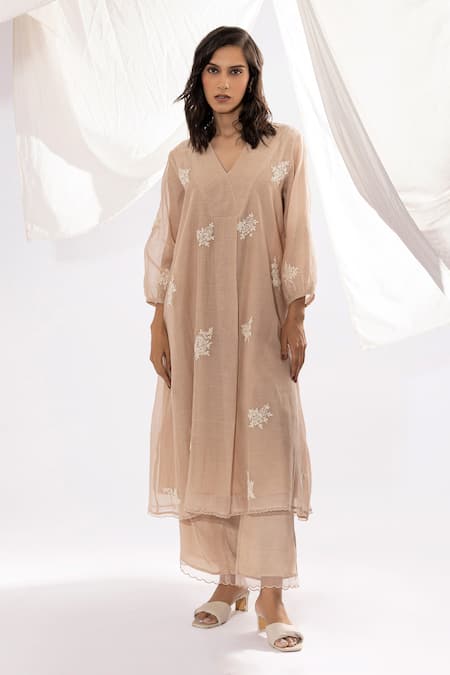 Pants And Pajamas Ivory Chanderi, Cotton, , Organza Embroidery Floral And Thread Kurta Set Online at Aza Fashions Pants And Pajamas_Ivory Chanderi, Cotton, , Organza Embroidery Floral And Thread Kurta Set _Online_at_Aza_Fashions