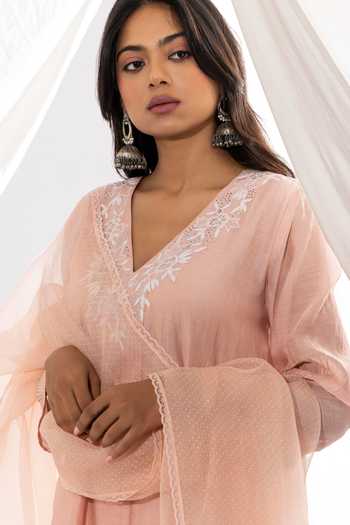 Shop Pants And Pajamas Pink Organza, Cotton, Chanderi Lace, Embroidery Flower Neckline Kurta Set Shop_Pants And Pajamas_Pink Organza, Cotton, Chanderi Lace, Embroidery Flower Neckline Kurta Set