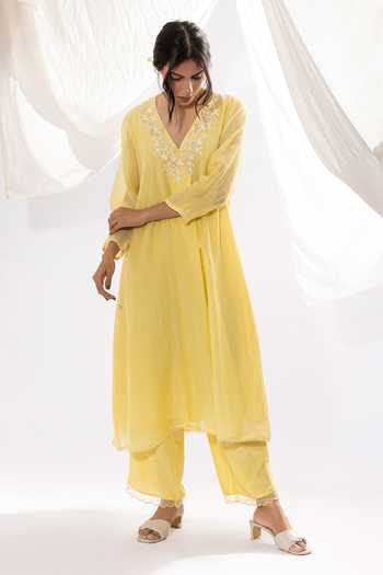 Pants And Pajamas_Yellow Chanderi Embroidery V-neck Placed Threadwork Kurta _at_Aza_Fashions