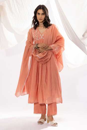 Pants And Pajamas Peach Chanderi Embroidery V-neck Floral Threadwork Yoke Anarkali Online at Aza Fashions Pants And Pajamas_Peach Chanderi Embroidery V-neck Floral Threadwork Yoke Anarkali _Online_at_Aza_Fashions