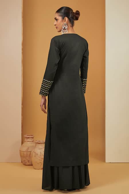 Shop Neha Khullar Black Organza, Chanderi Silk, Cotton Placement Hand Kurta Sharara Set at Aza Fashions Shop_Neha Khullar_Black Organza, Chanderi Silk, Cotton Placement Hand Kurta Sharara Set _at_Aza_Fashions