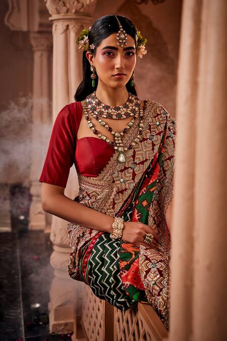 Buy_Kaaisha By Shalini_Green Modal Satin Woven Chevron Saree With Unstitched Blouse Piece_Online_at_Aza_Fashions