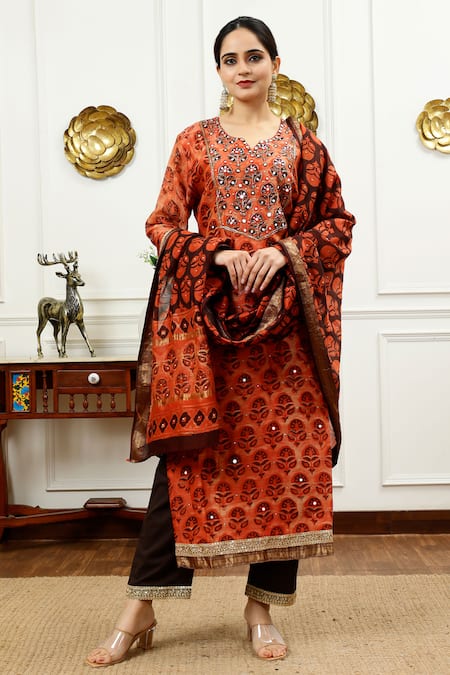 Sheeshakari Abstract Floral Pattern Kurta Pant Set 