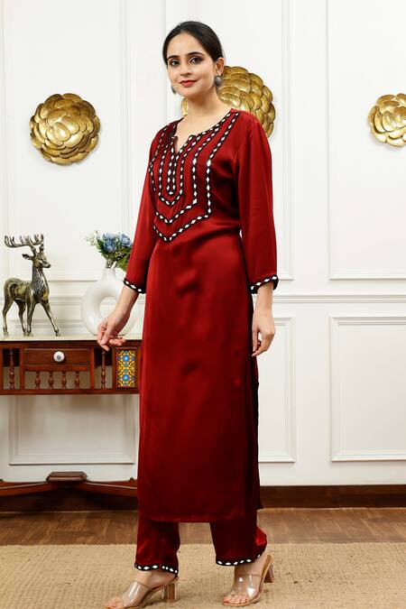 Sheeshakari_Brown Silk Beads, Mirrors Split V-neck Embroidered Kurta With Pant _Online_at_Aza_Fashions