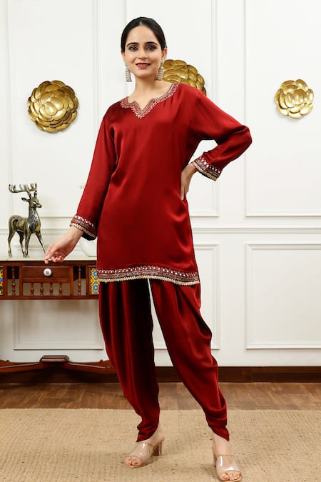 Sheeshakari Silk Mirrorwork Embroidered Kurta With Dhoti Pant 