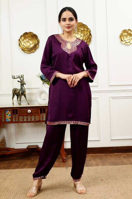 Sheeshakari_Purple Silk Beads, Mirrors Keyhole Neck Border Kurta With Harem Pant _Online_at_Aza_Fashions