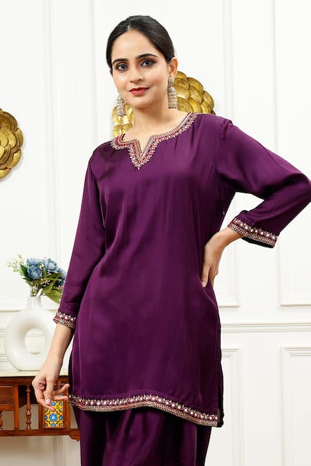 Buy Sheeshakari Purple Silk Beads, Mirrors Split V-neck Border Kurta With Dhoti Pant Online at Aza Fashions Buy_Sheeshakari_Purple Silk Beads, Mirrors Split V-neck Border Kurta With Dhoti Pant _Online_at_Aza_Fashions