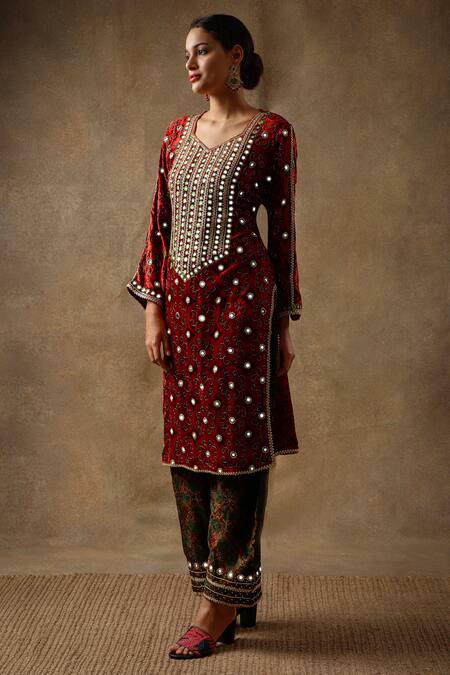 Buy_Sheeshakari_Red Velvet, Silk Sequins, Beads, Floral Swirl Embroidered Kurta Pant Set _Online_at_Aza_Fashions