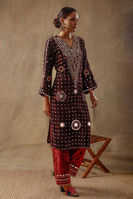 Shop_Sheeshakari_Black Velvet, Silk Sequins, Beads, Mirrors, Floral Vine Pattern Kurta Pant Set _Online_at_Aza_Fashions
