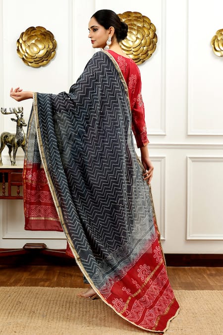 Shop_Sheeshakari_Red Silk, Cotton Embroidery, Mirrors, Zari Split V-neck Peacock Motif Kurta Set _at_Aza_Fashions