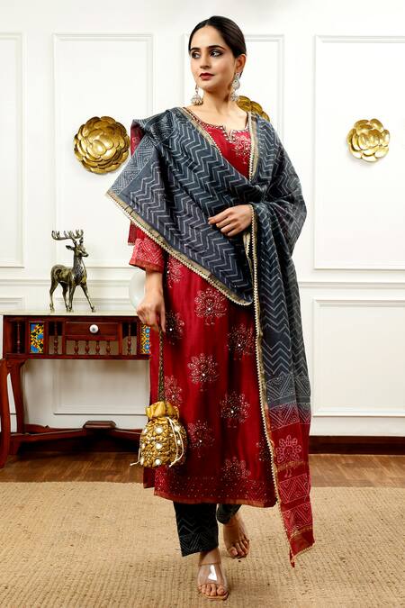 Sheeshakari_Red Silk, Cotton Embroidery, Mirrors, Zari Split V-neck Peacock Motif Kurta Set _at_Aza_Fashions