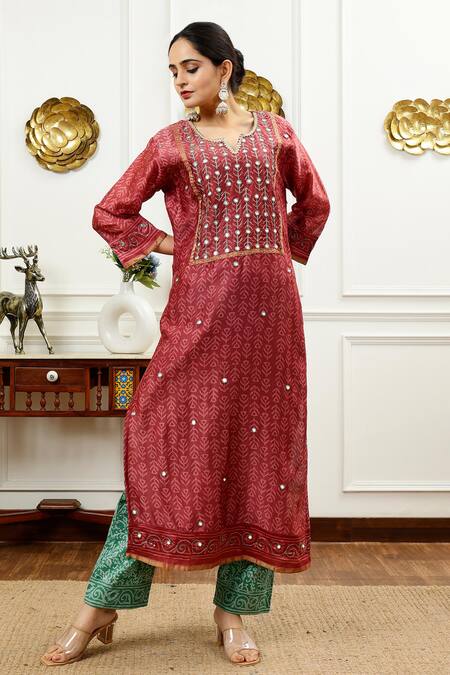 Sheeshakari_Red Silk, Cotton Mirrors, Embroidery, Gota Patti And Resham Work Kurta Pant Set _Online_at_Aza_Fashions