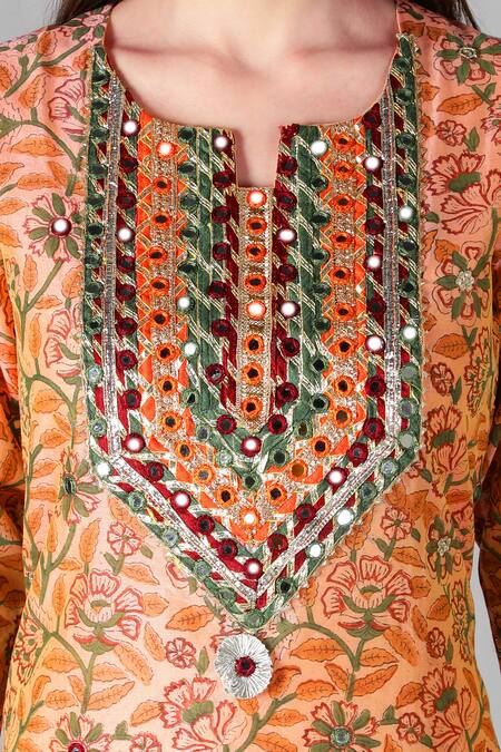 Sheeshakari_Peach Silk, Cotton Embroidery, Mirrors Floral Pattern Yoke Kurta Pant Set _at_Aza_Fashions
