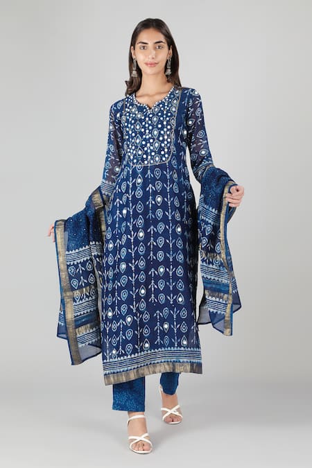 Sheeshakari_Blue Silk, Cotton Mirrors, Embroidery Split V-neck And Tikki Work Kurta Set _Online_at_Aza_Fashions