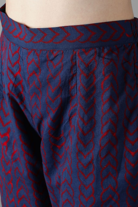 Sheeshakari_Red Silk, Cotton Mirrors, Embroidery, Floral Pattern And Work Kurta Pant Set _Online_at_Aza_Fashions