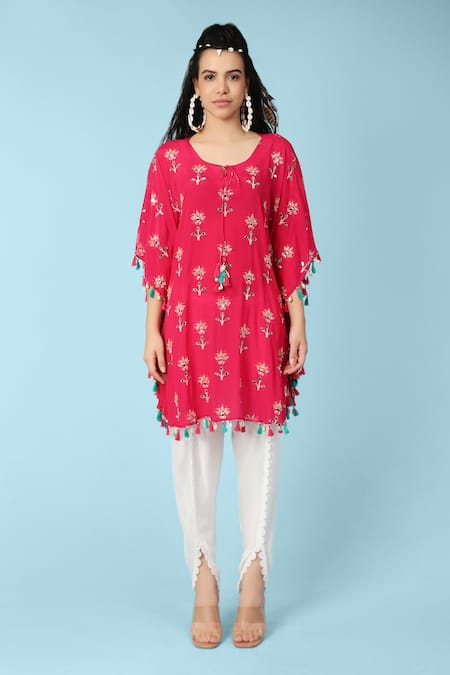 Sajeda A Lehry Pink Crepe Beads, Cut Work Keyhole Neck, Crystal Printed Kaftan And Dhoti Pant Set 