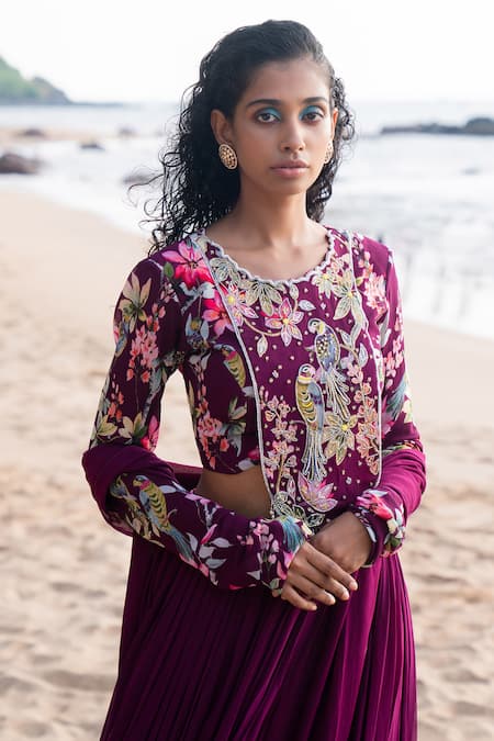 Nea By Nikita Tiwari Guldasta Embroidered Lehenga Set 