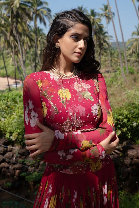 Nea By Nikita Tiwari Floral Pattern Embroidered Blouse & Lehenga Set 