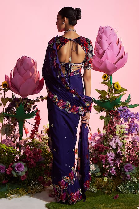 Nea By Nikita Tiwari Floral Cutwork Embroidered Border Saree With Blouse 