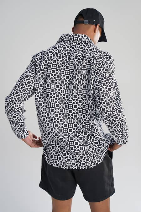 Shop Terra Luna Black Cotton The Mystical Popover Geometric Pattern Shirt at Aza Fashions Shop_Terra Luna_Black Cotton The Mystical Popover Geometric Pattern Shirt _at_Aza_Fashions