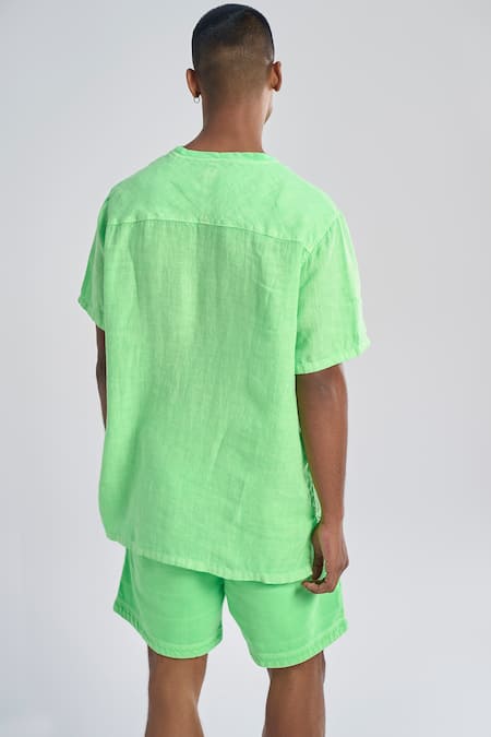 Shop_Terra Luna_Green Cotton The Chino Vacay Handloom Shorts _at_Aza_Fashions