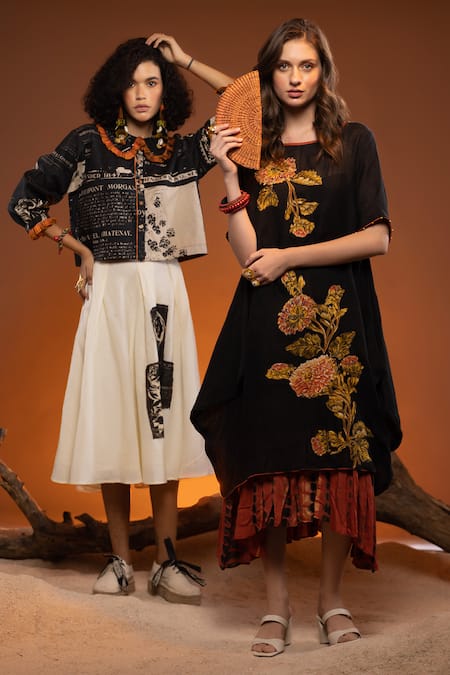 Shop_CAPISVIRLEO_Black Cotton Collared Juniper Abstract Print Shirt _Online_at_Aza_Fashions