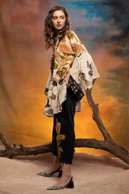 Buy_CAPISVIRLEO_Ivory Cotton Collared Tamarind Printed Shirt Dress _Online_at_Aza_Fashions