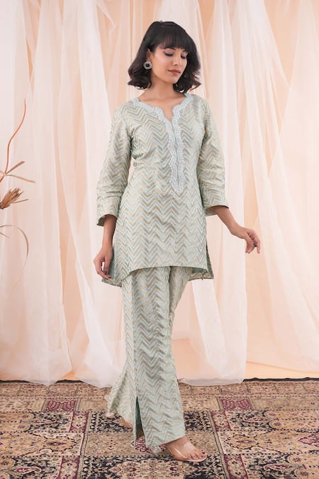 Shop_Farha Syed_Blue Brocade, Taffeta Sequins, Zari Split V-neck Chevron Woven Kurta And Pant Set _Online_at_Aza_Fashions
