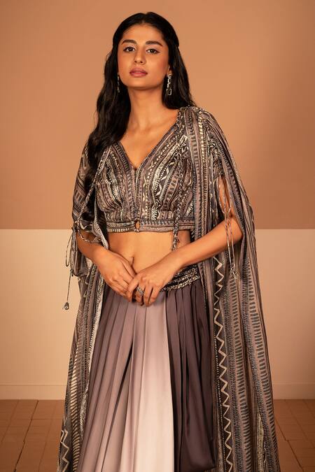 Buy Kelaayah Grey Satin, Chiffon Embroidery V-neck Belle Geometric Print Cape Skirt Set Online at Aza Fashions Buy_Kelaayah_Grey Satin, Chiffon Embroidery V-neck Belle Geometric Print Cape Skirt Set_Online_at_Aza_Fashions