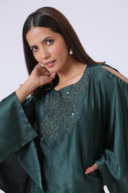 Kelaayah Green Silk, Satin Embroidery Round Neck Midnight Cape Top And Pant Set Online at Aza Fashions Kelaayah_Green Silk, Satin Embroidery Round Neck Midnight Cape Top And Pant Set_Online_at_Aza_Fashions