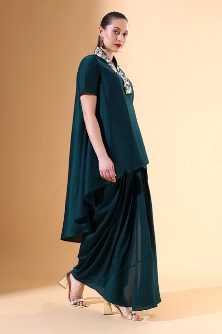 Buy_Aakaar X AZA_Green Cotton, Silk Sequins Collared Coin Embellished Skirt Set _Online_at_Aza_Fashions