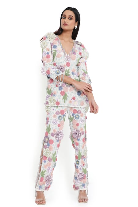 Buy_Payal Singhal_Off White Georgette Embroidered Floral Applique V Work Short Kurta And Pant Set _Online_at_Aza_Fashions