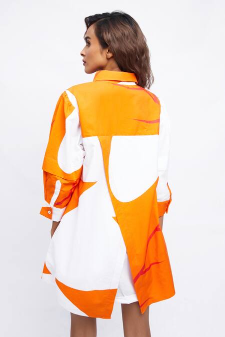 Shop Studio Moda India White Cotton Collared The Bosom Back Open Abstract Print Shirt at Aza Fashions Shop_Studio Moda India_White Cotton Collared The Bosom Back Open Abstract Print Shirt_at_Aza_Fashions