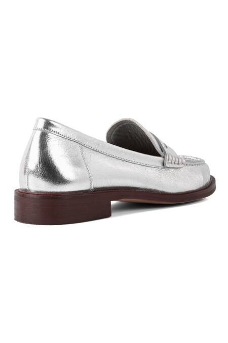 Buy_Vanilla Moon_Silver Omega Leather Metallic Loafers_Online_at_Aza_Fashions