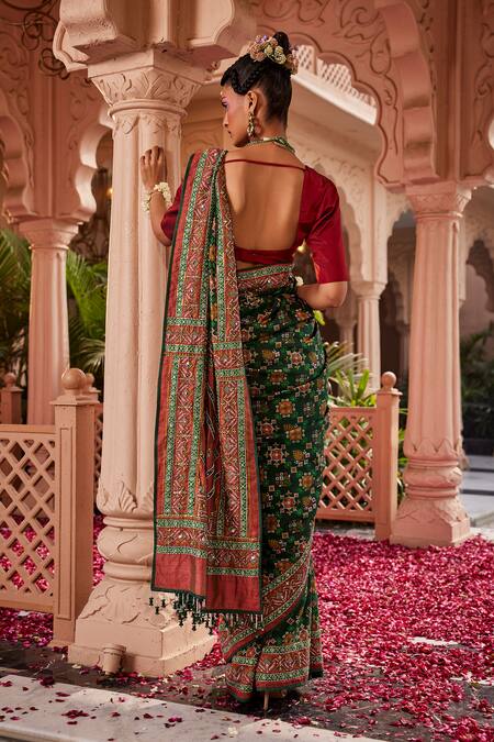 Shop Kaaisha By Shalini Green Brocade, Silk Patola Print Banarasi Saree With Unstitched Blouse Piece at Aza Fashions Shop_Kaaisha By Shalini_Green Brocade, Silk Patola Print Banarasi Saree With Unstitched Blouse Piece_at_Aza_Fashions