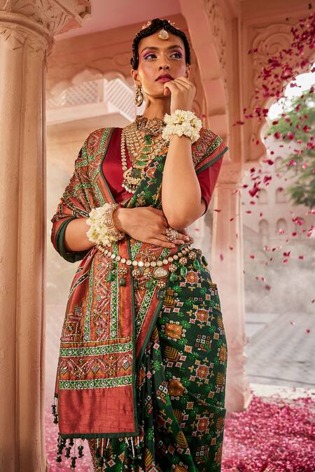 Buy Kaaisha By Shalini Green Brocade, Silk Patola Print Banarasi Saree With Unstitched Blouse Piece Online at Aza Fashions Buy_Kaaisha By Shalini_Green Brocade, Silk Patola Print Banarasi Saree With Unstitched Blouse Piece_Online_at_Aza_Fashions