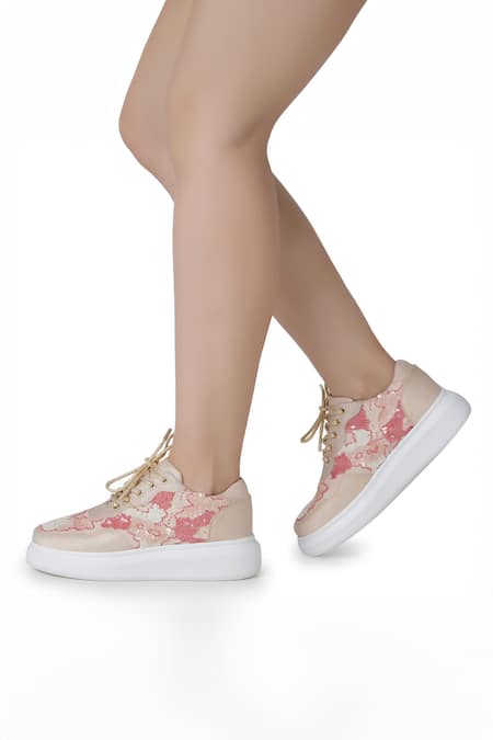Anaar Pink Begums Sequin Embroidered Wedding Sneakers Online at Aza Fashions Anaar_Pink Begums Sequin Embroidered Wedding Sneakers _Online_at_Aza_Fashions