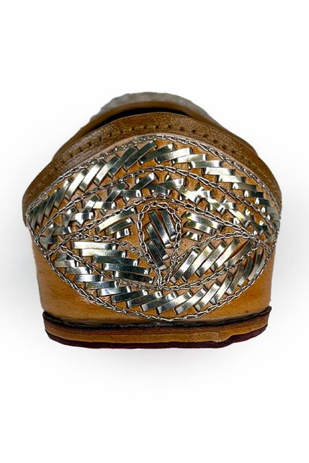 Buy_Pixie Pearlz_Brown Inara Mukaish Work Leather Juttis _Online_at_Aza_Fashions