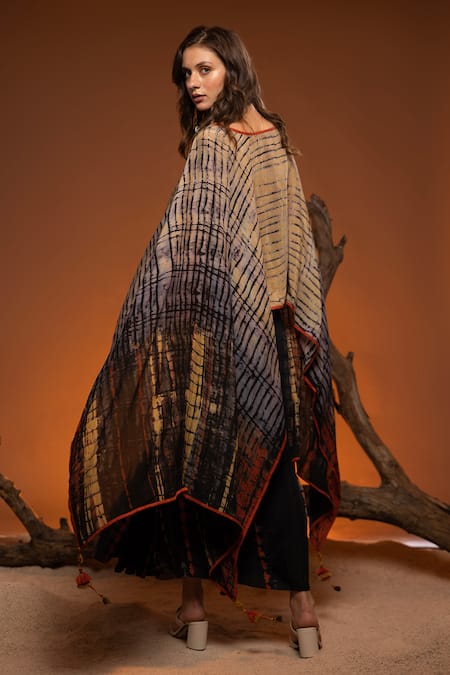 Shop Capisvirleo Black Cotton, Silk Embroidery Shikoba Tie-dye Print Cape Skirt Set Online at Aza Fashions Shop_Capisvirleo_Black Cotton, Silk Embroidery Shikoba Tie-dye Print Cape Skirt Set _Online_at_Aza_Fashions
